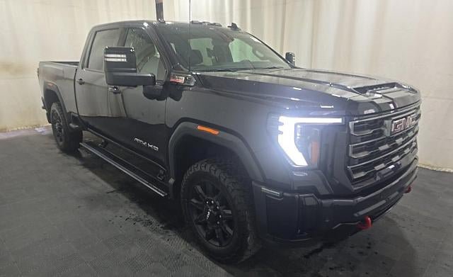 Used 2025 GMC Sierra 2500 AT4 w/ AT4 Premium Plus Package AWD/4WD image 1