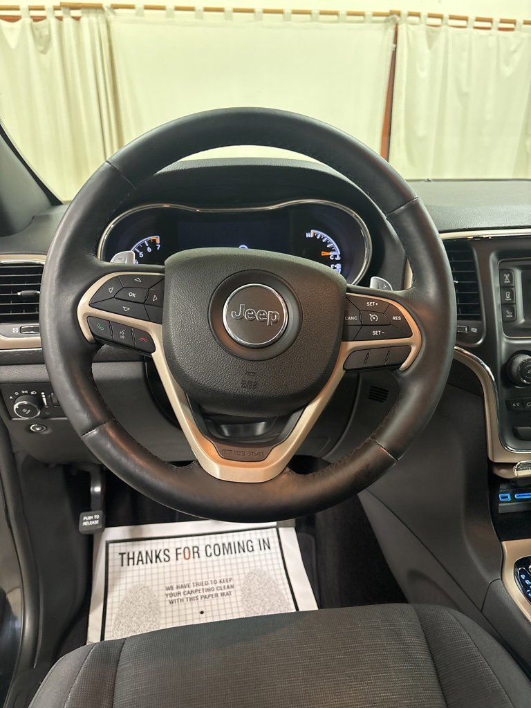 Used 2017 Jeep Grand Cherokee Laredo w/ Quick Order Package 23E image 11