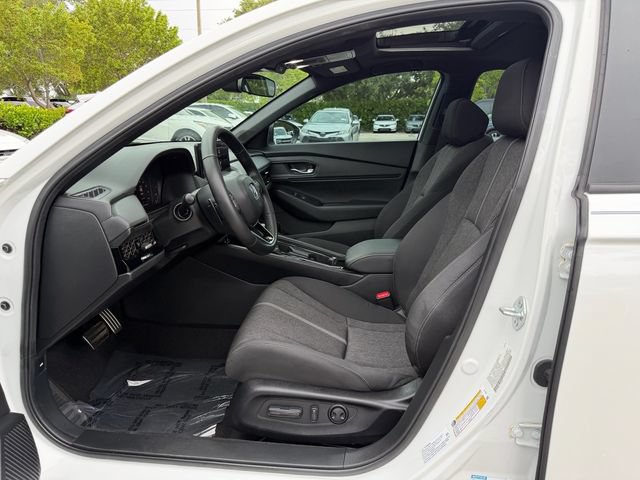 Used 2024 Honda Accord Sport image 11