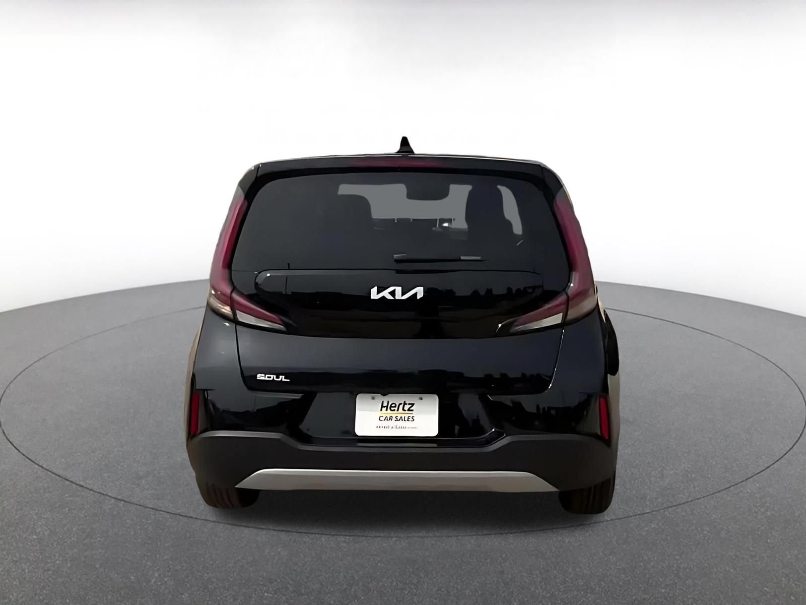 Used 2025 Kia Soul LX w/ LX Technology Package FWD image 10