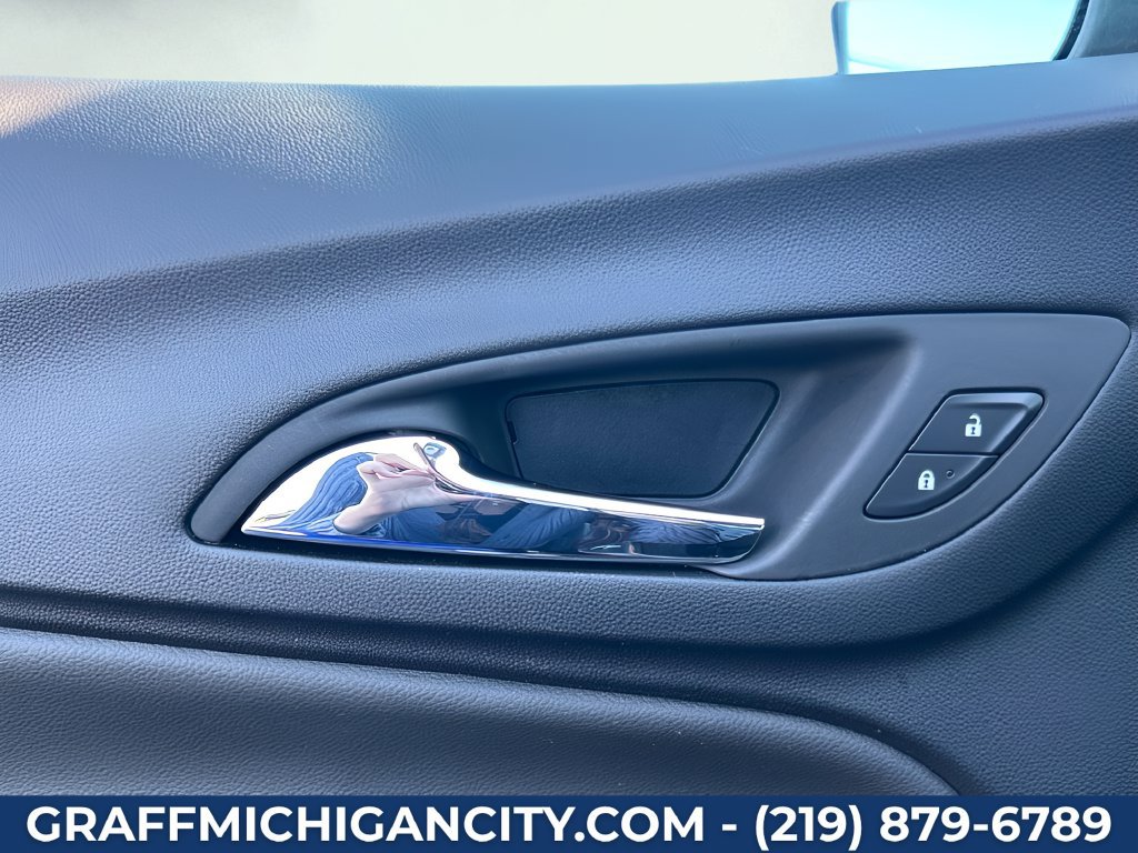Used 2024 Chevrolet Equinox LT AWD/4WD image 21