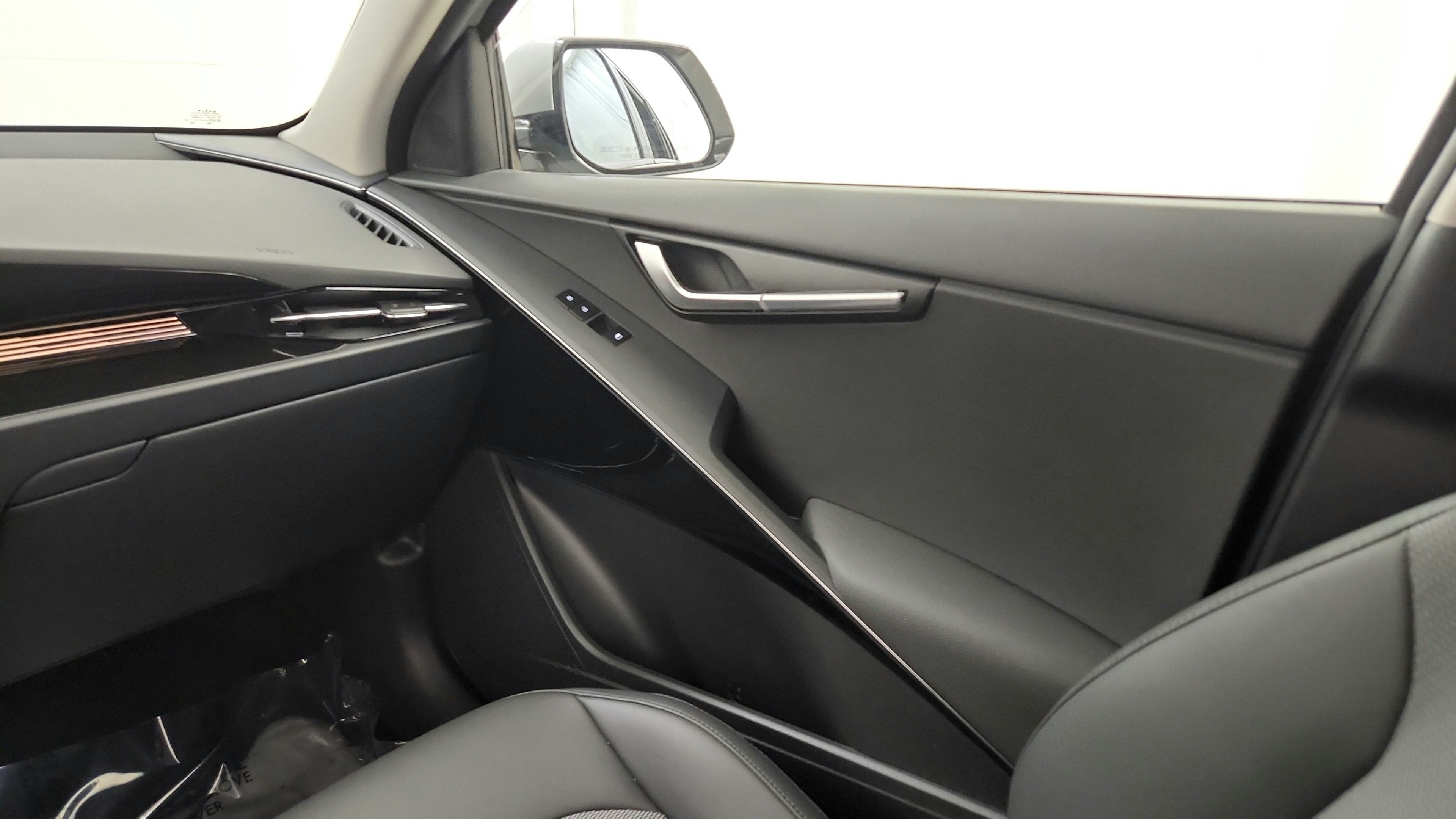 Used 2024 Kia Niro Wind FWD image 27