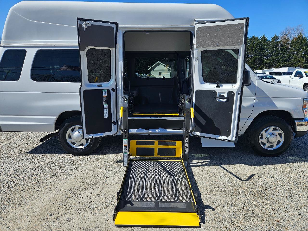 Used 2013 Ford E-350 and Econoline 350 Extended Super Duty w/ PWR Group RWD image 18