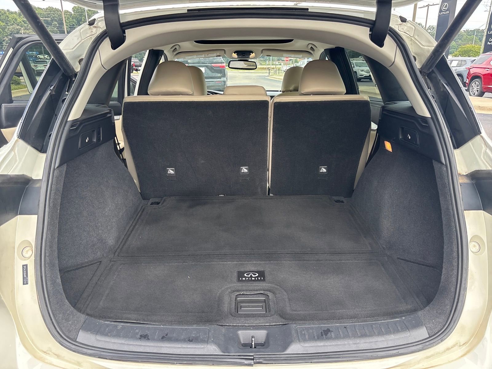 Used 2021 INFINITI QX50 Essential w/ Convenience Package image 23