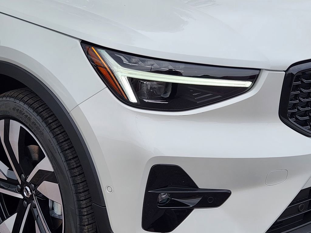 New 2026 Volvo XC40 B5 Ultra w/ Climate Package AWD/4WD image 28