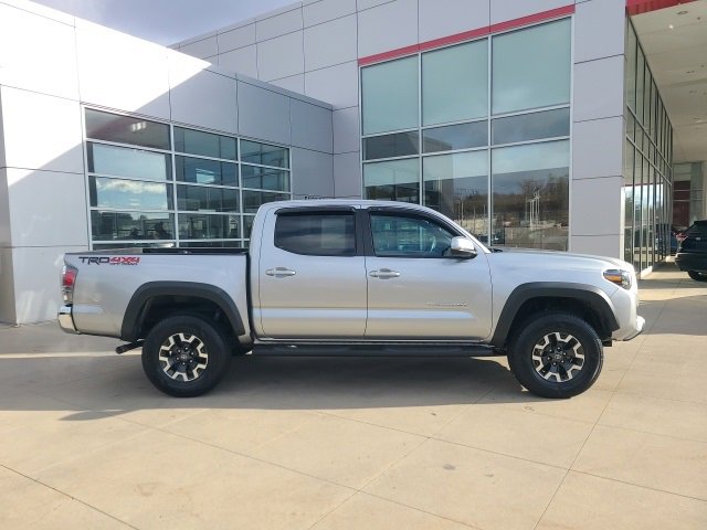 Used 2023 Toyota Tacoma TRD Off-Road image 8