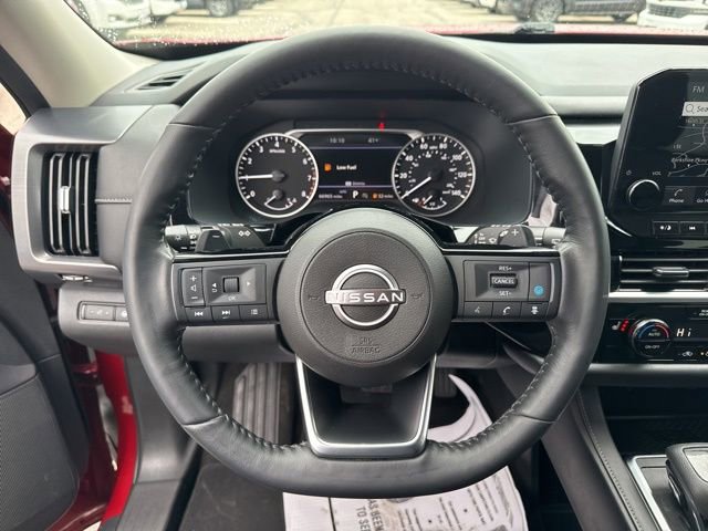 Used 2023 Nissan Pathfinder SL image 27