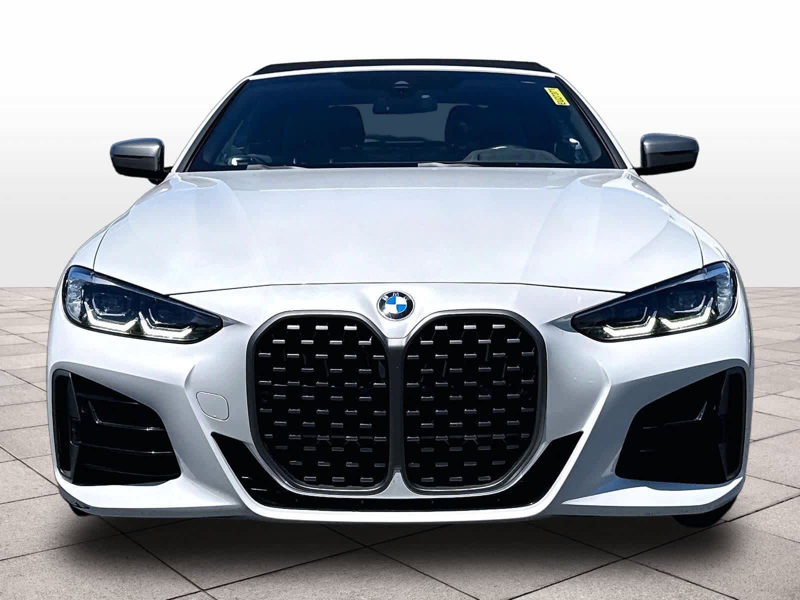 Used 2022 BMW M440i Convertible w/ Premium Package RWD image 2