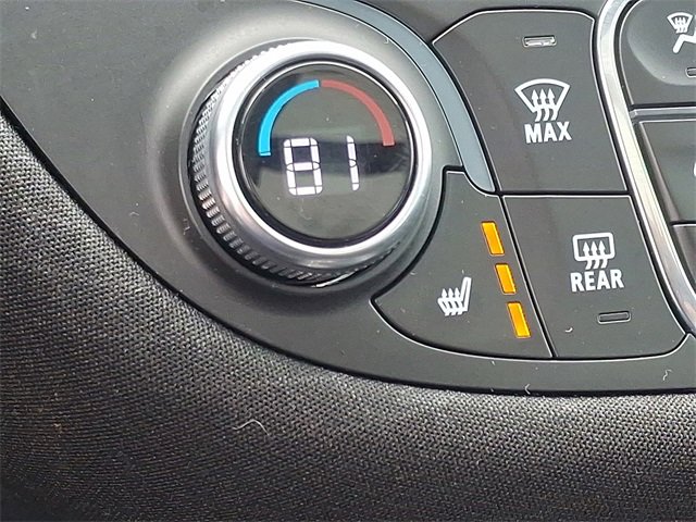 Used 2024 Chevrolet Malibu LT image 24