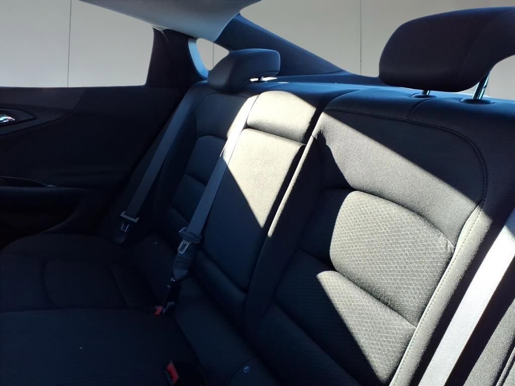 Used 2024 Chevrolet Malibu LT image 27