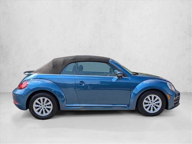 Used 2018 Volkswagen Beetle 2.0T S FWD image 4