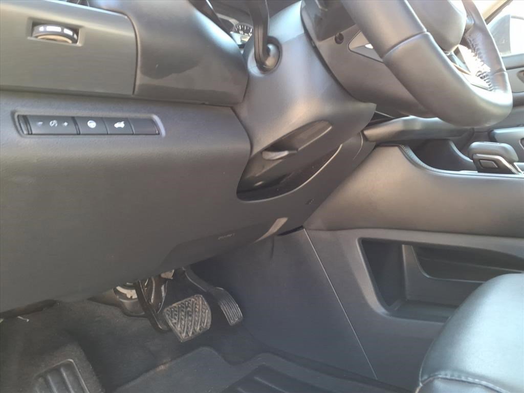 Used 2024 Nissan Pathfinder SL w/ Cargo Package image 17
