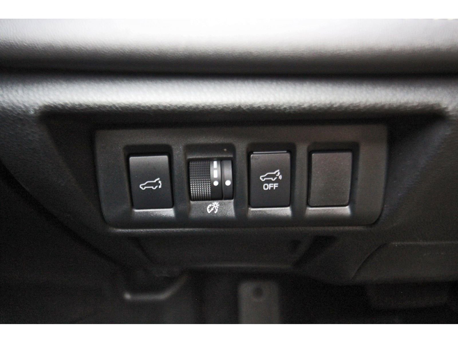 Certified 2025 Subaru Outback Limited AWD/4WD image 20