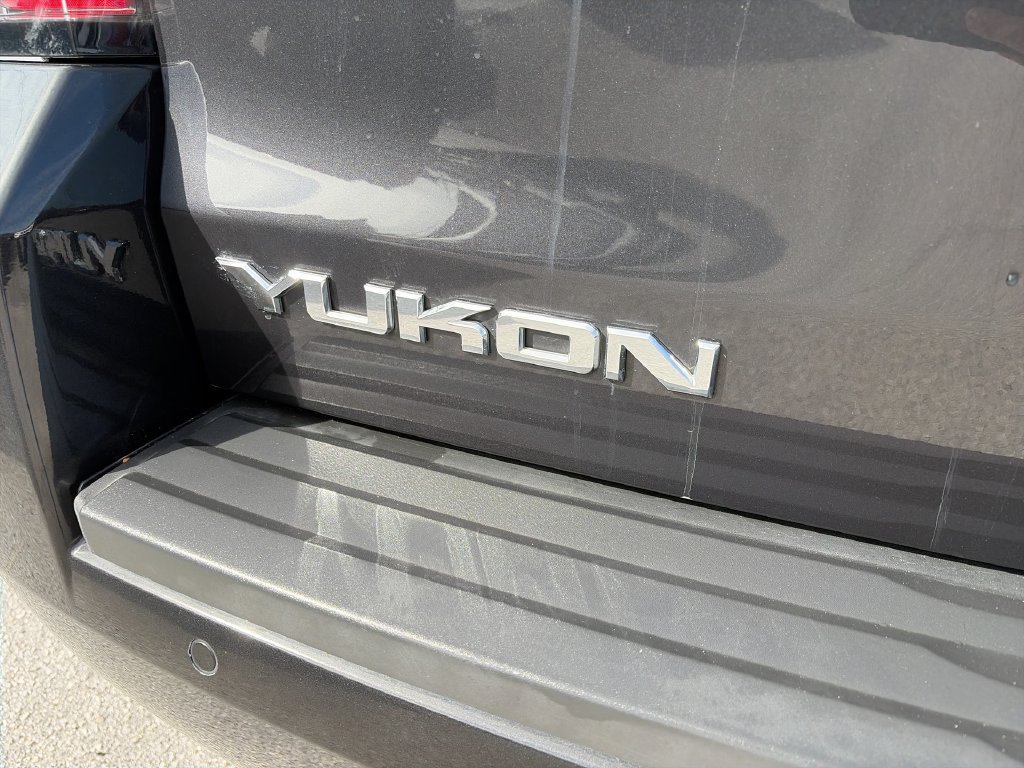 Used 2020 GMC Yukon SLT w/ Premium Edition RWD image 37