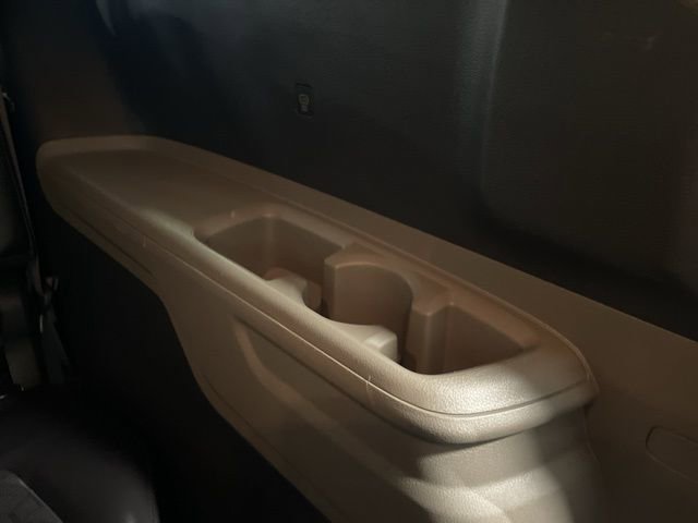 Used 2025 Kia Carnival image 44