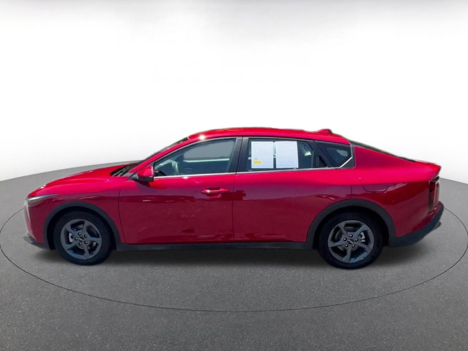 Used 2025 Kia K4 FWD image 9