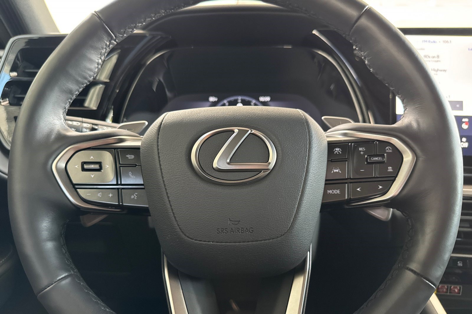 Certified 2025 Lexus TX 350 FWD w/ Technology Package image 30