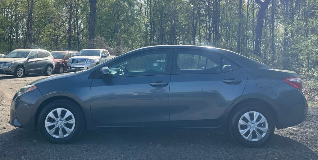 Used 2016 Toyota Corolla L image 2