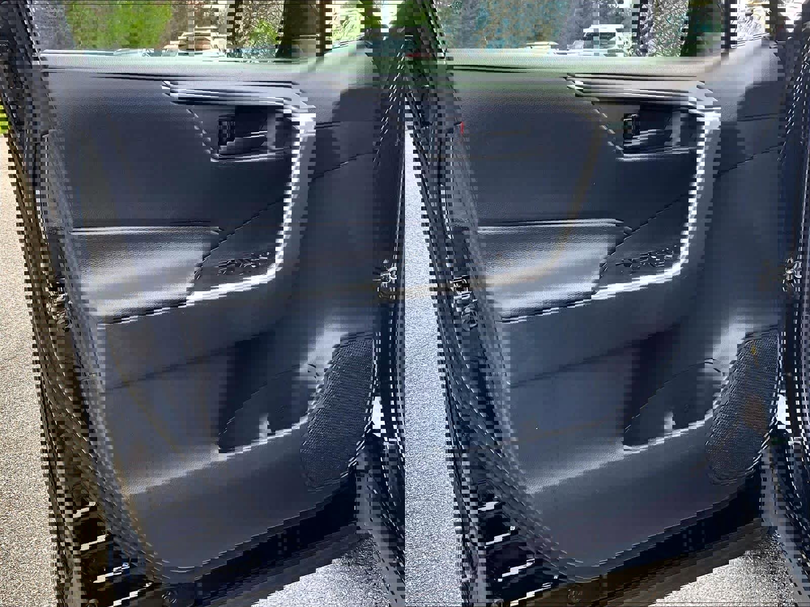 Used 2025 Toyota RAV4 LE image 9