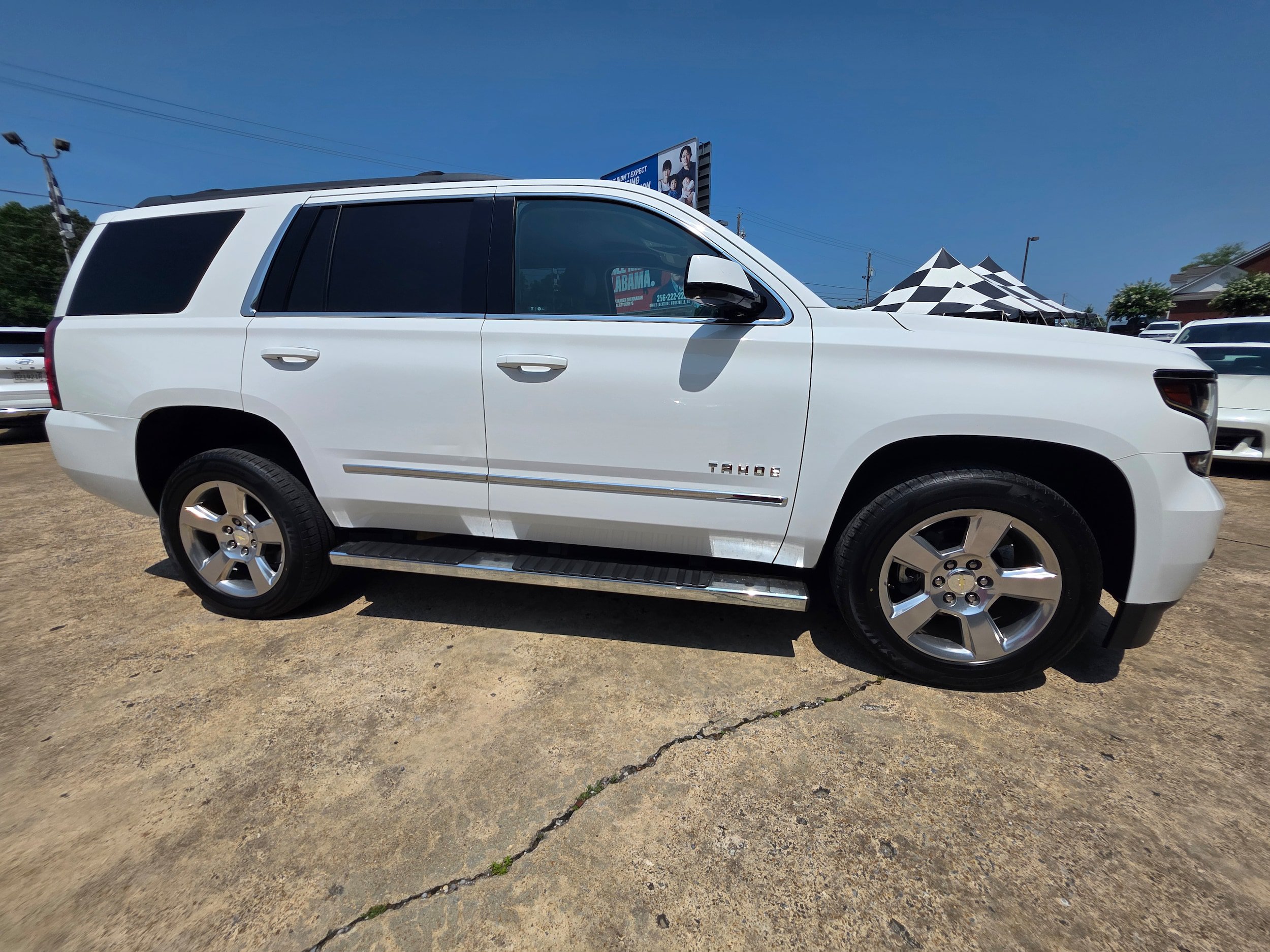 Used 2018 Chevrolet Tahoe LS RWD image 4