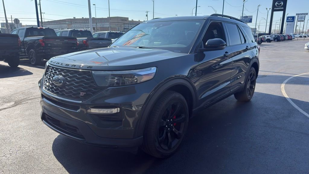 Used 2024 Ford Explorer ST w/ Equipment Group 401A image 6