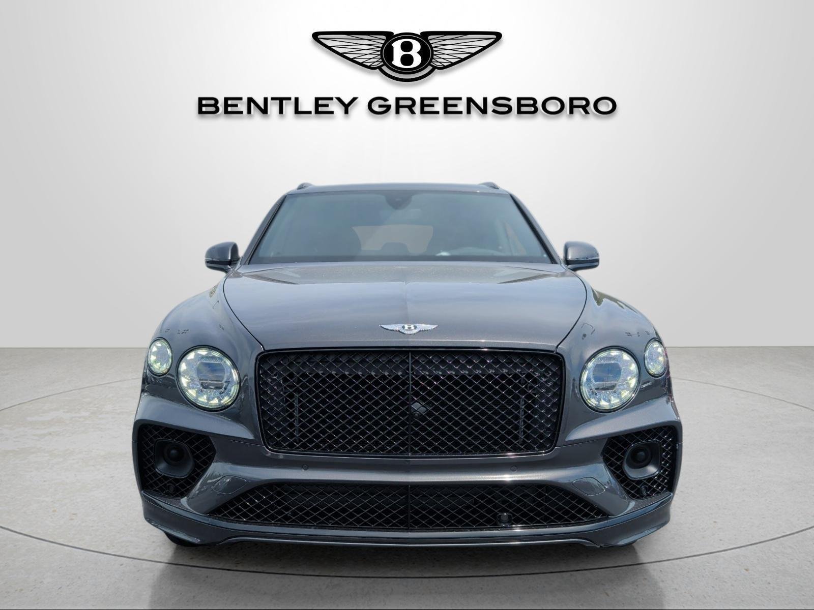 Used 2022 Bentley Bentayga AWD/4WD image 17