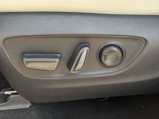 Used 2024 Toyota Grand Highlander FWD image 26