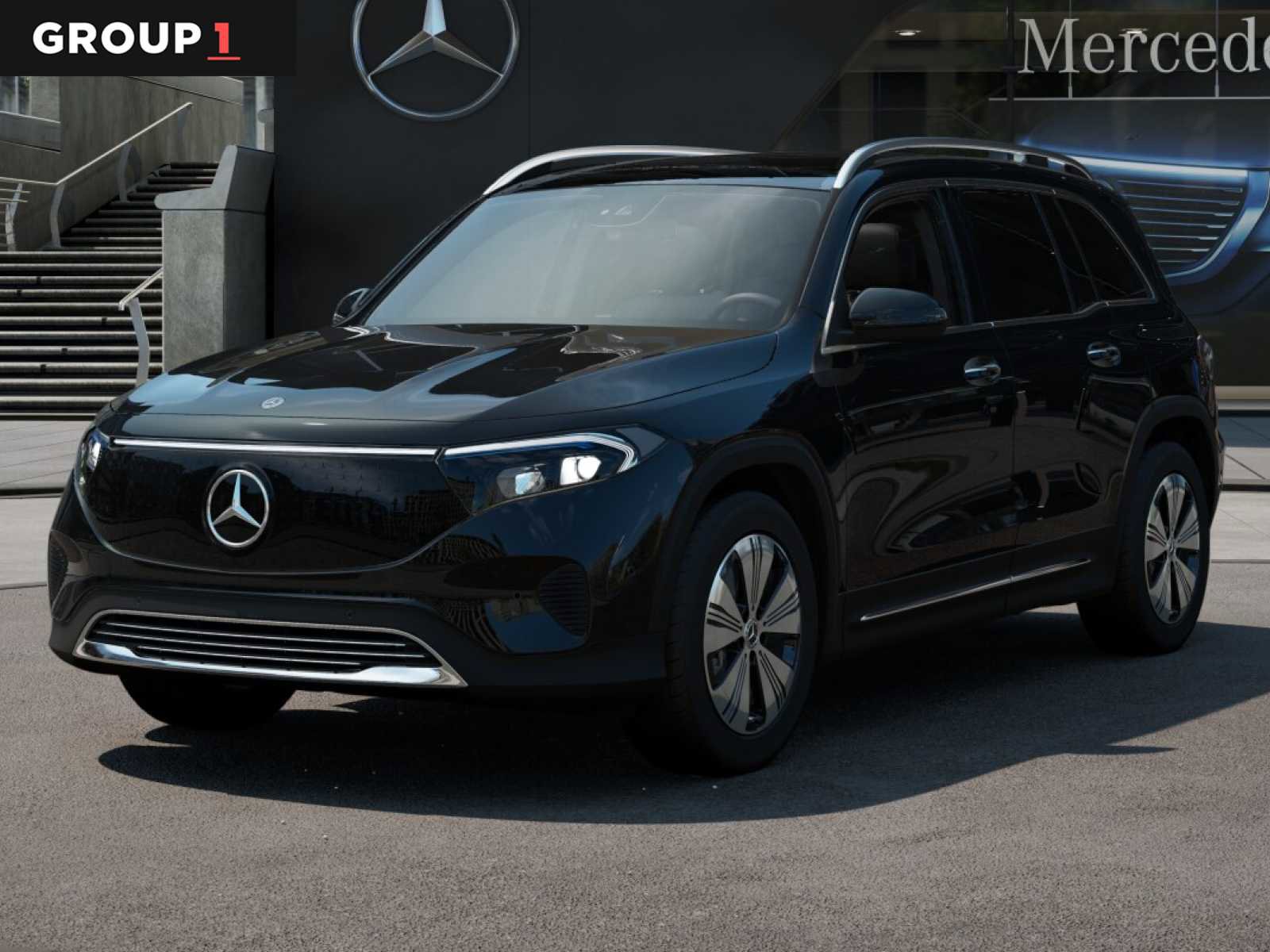 Used 2024 Mercedes-Benz EQB 300 4MATIC image 1