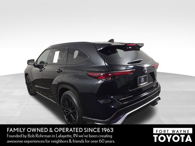 Used 2025 Toyota Highlander XSE AWD/4WD image 9