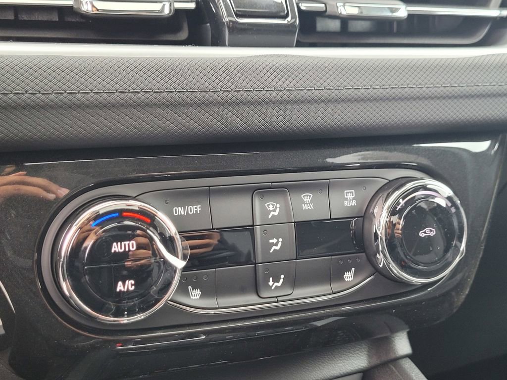 New 2026 Chevrolet TrailBlazer LT w/ Convenience Package image 19