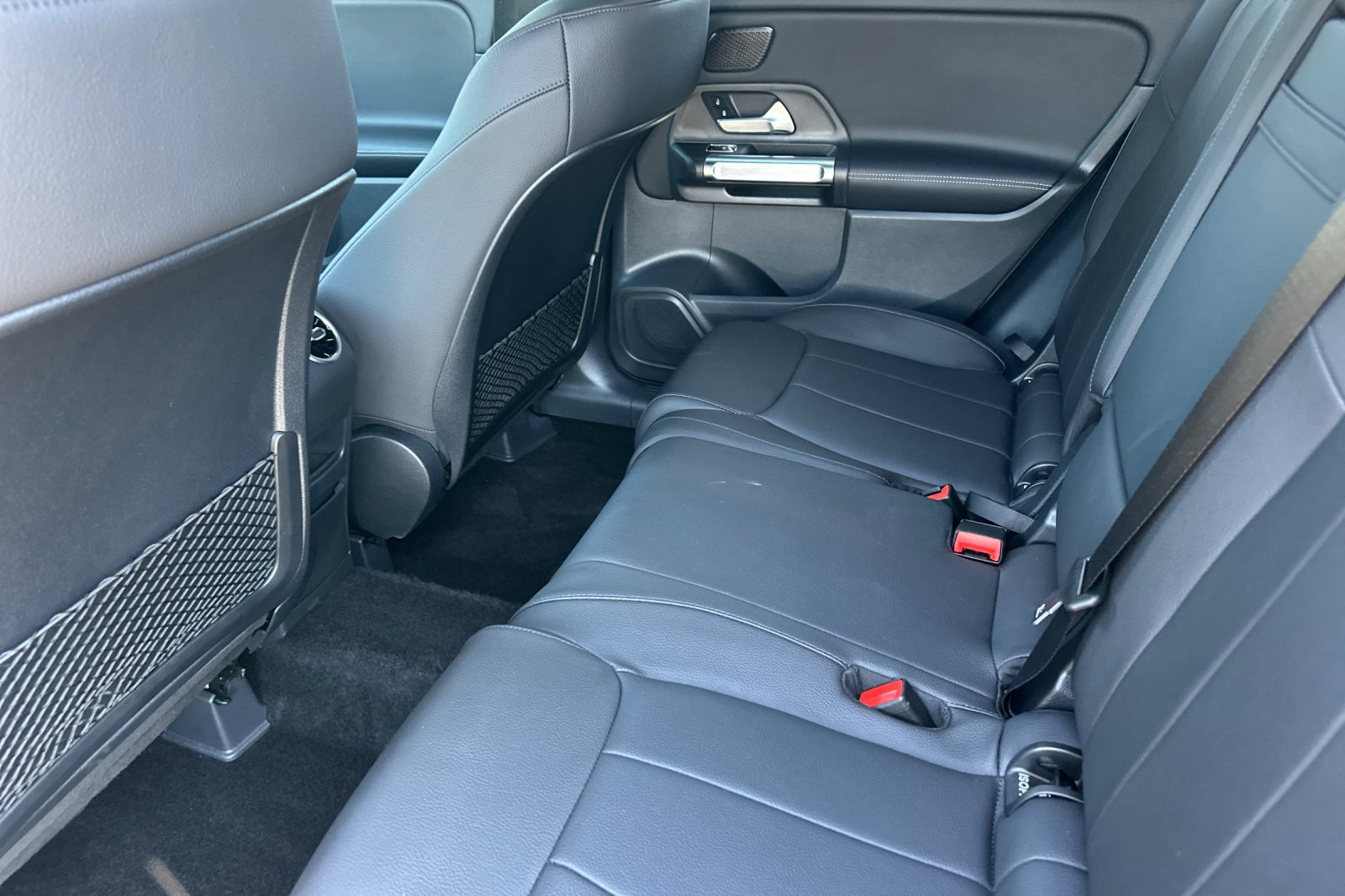 New 2026 Mercedes-Benz GLB 250 image 12