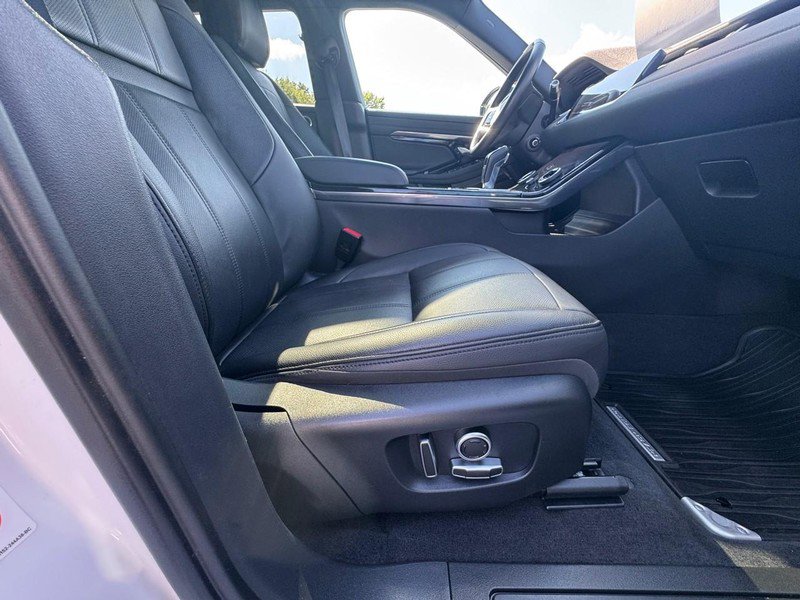 Used 2022 Land Rover Range Rover Evoque SE image 19