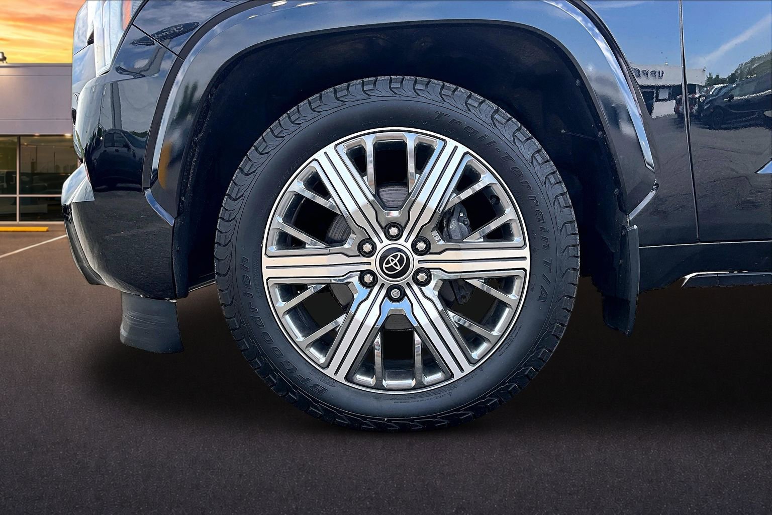 Used 2024 Toyota Sequoia Capstone AWD/4WD image 9
