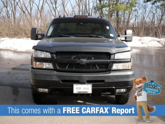 Used 2004 Chevrolet Silverado 3500 4x4 Crew Cab w/ Heavy-Duty Power Package image 2