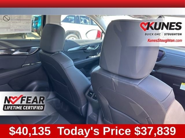 New 2025 Buick Envision Preferred image 52