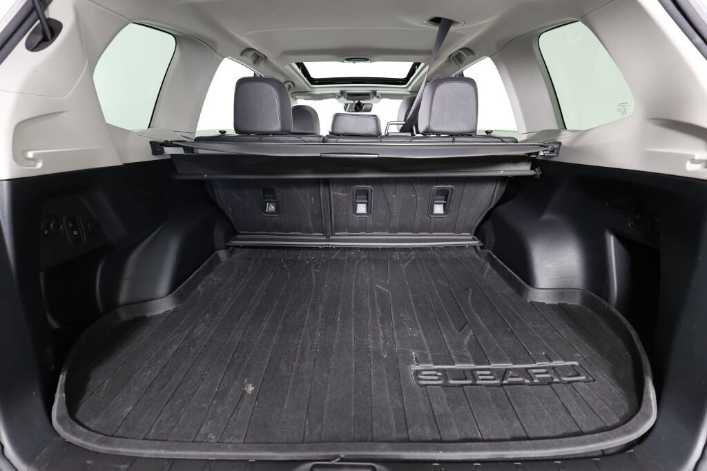 Used 2017 Subaru Forester 2.5i Touring image 18