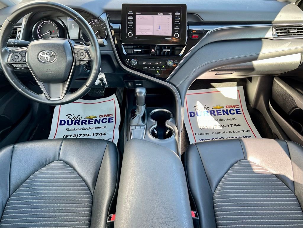 Used 2023 Toyota Camry SE image 16