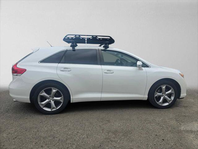 Used 2013 Toyota Venza XLE w/ XLE Premium Pkg AWD/4WD image 2