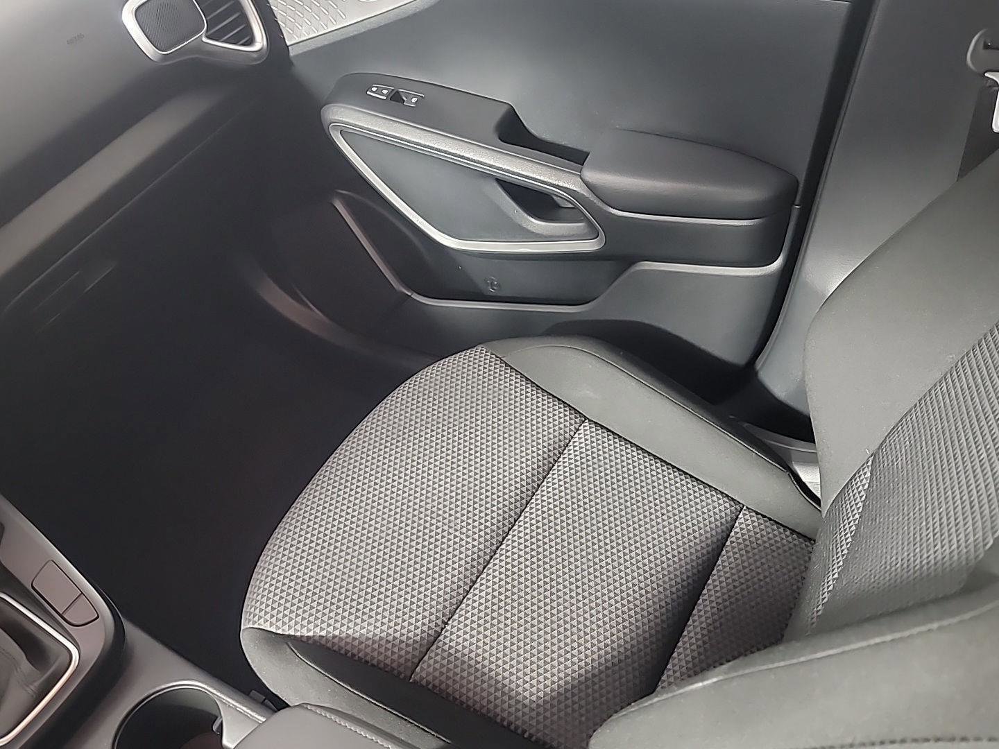 Used 2023 Kia Soul LX w/ LX Technology Package image 22