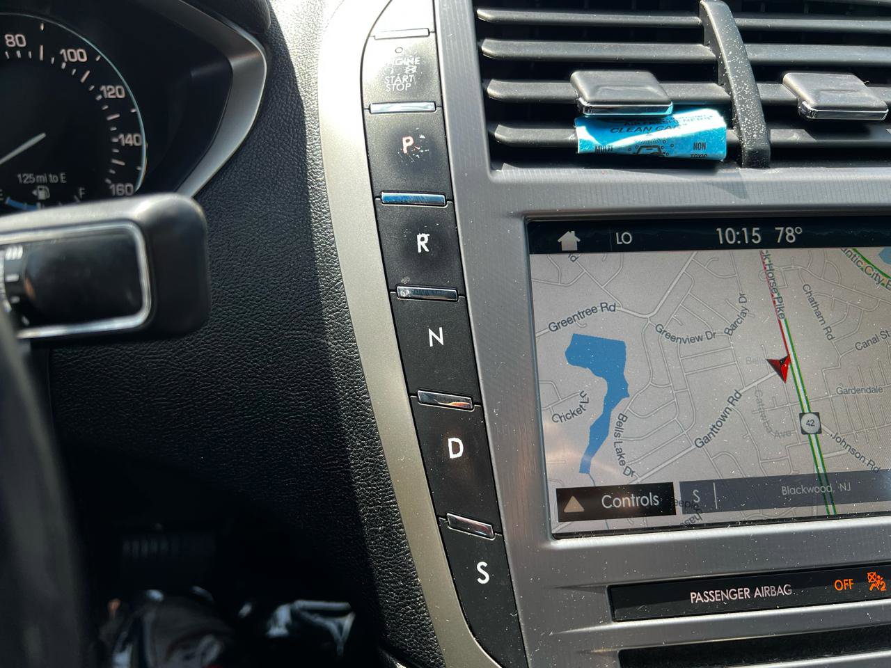 Used 2018 Lincoln MKZ Select w/ Select Plus Package AWD/4WD image 15