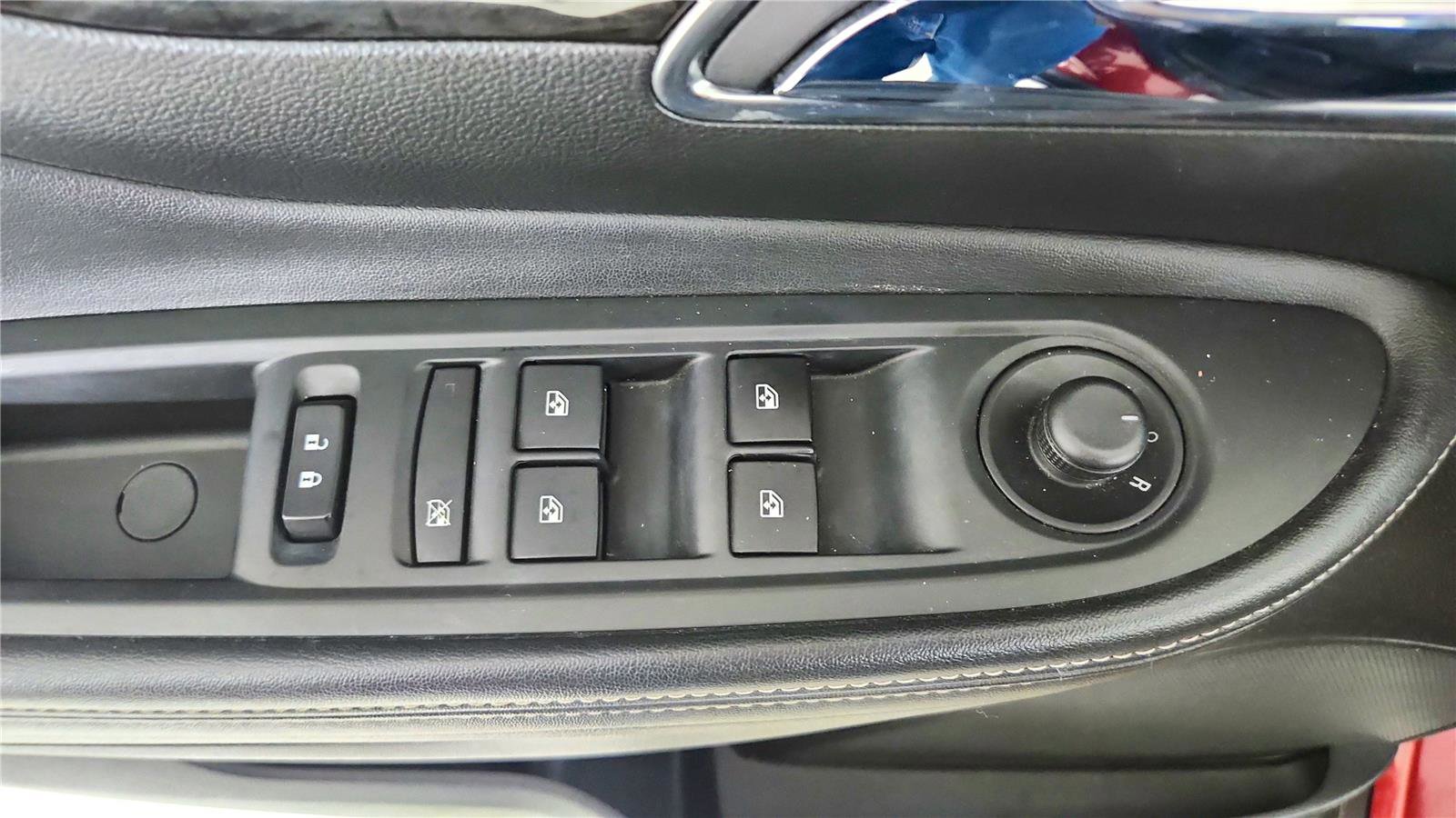 Used 2016 Buick Encore Convenience image 29