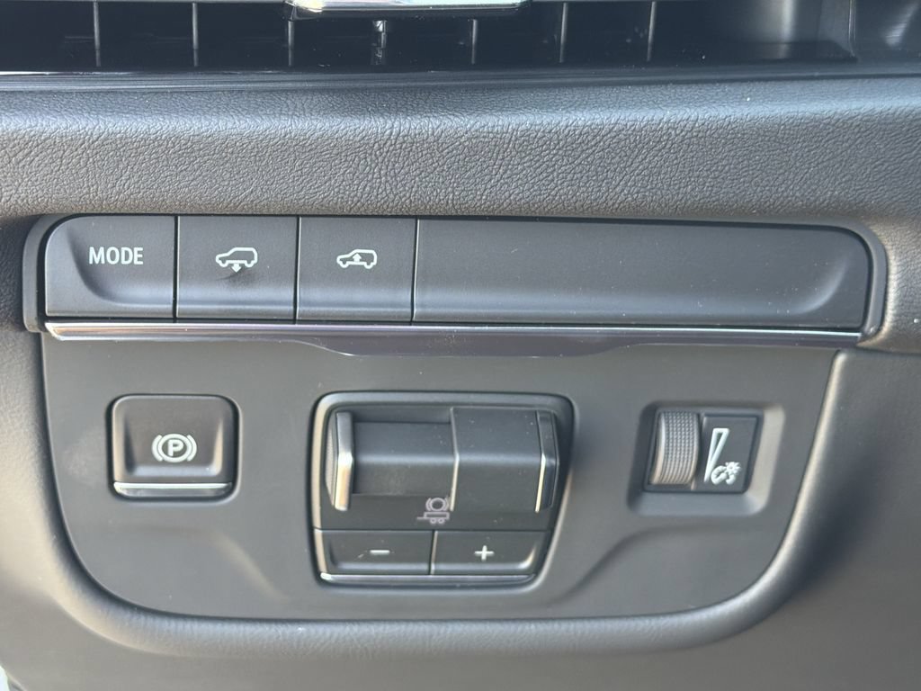 New 2026 Cadillac Escalade Sport w/ Touring Package RWD image 29