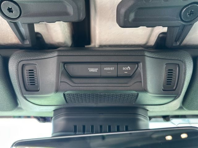 New 2025 Jeep Gladiator Mojave w/ Convenience Group image 41