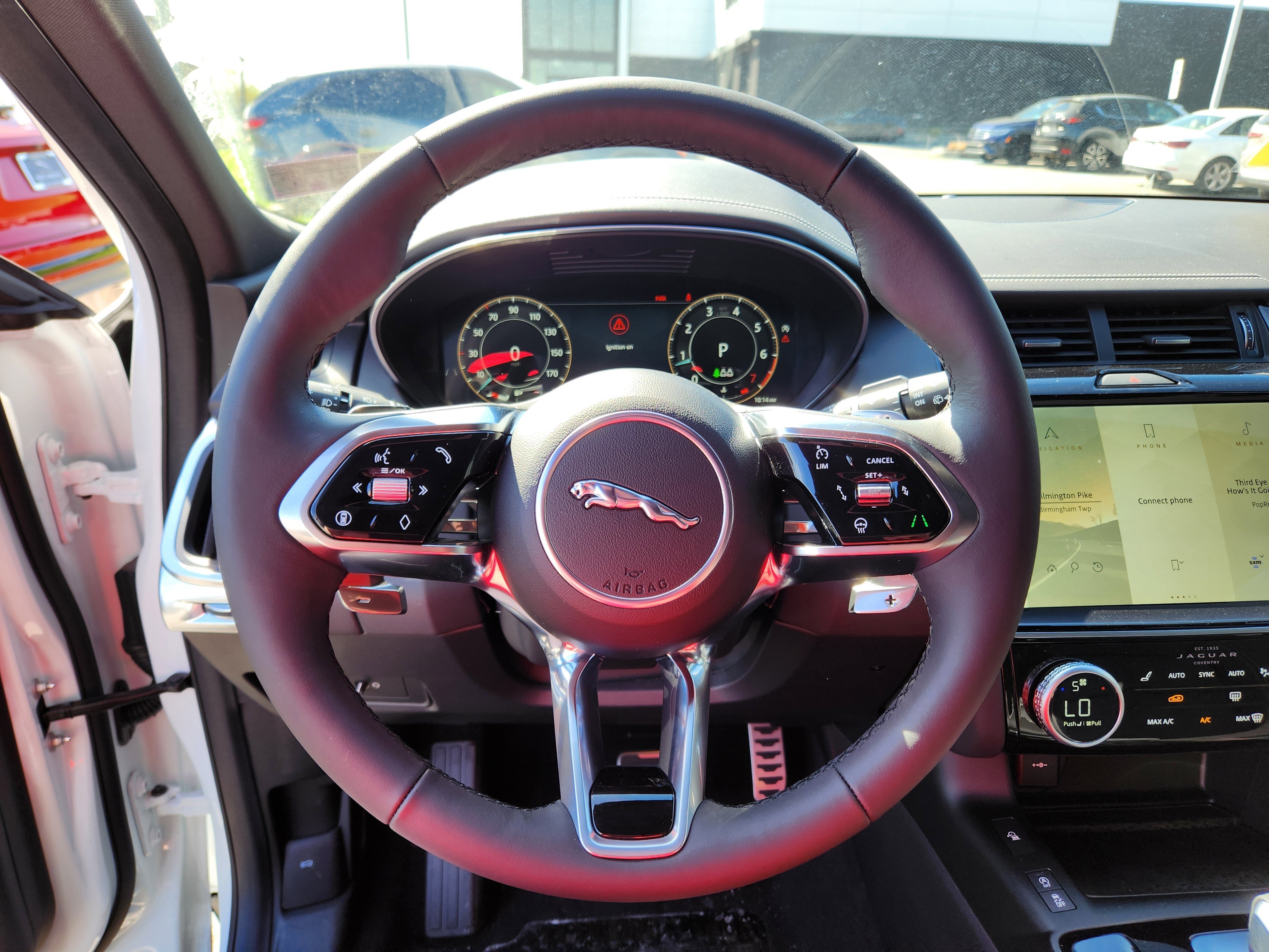 Used 2024 Jaguar E-PACE R-Dynamic SE image 13