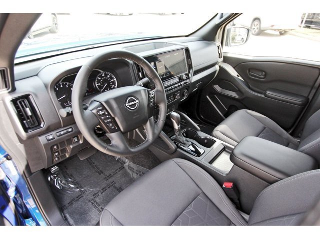Used 2026 Nissan Frontier SV w/ SV Convenience Package RWD image 15