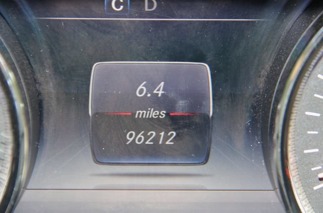 Used 2017 Mercedes-Benz E 300 4MATIC image 25