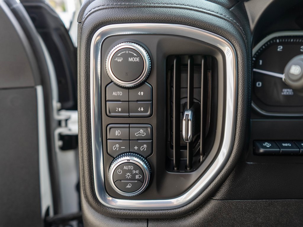 Used 2021 GMC Sierra 3500 Denali w/ Denali Ultimate Package image 20