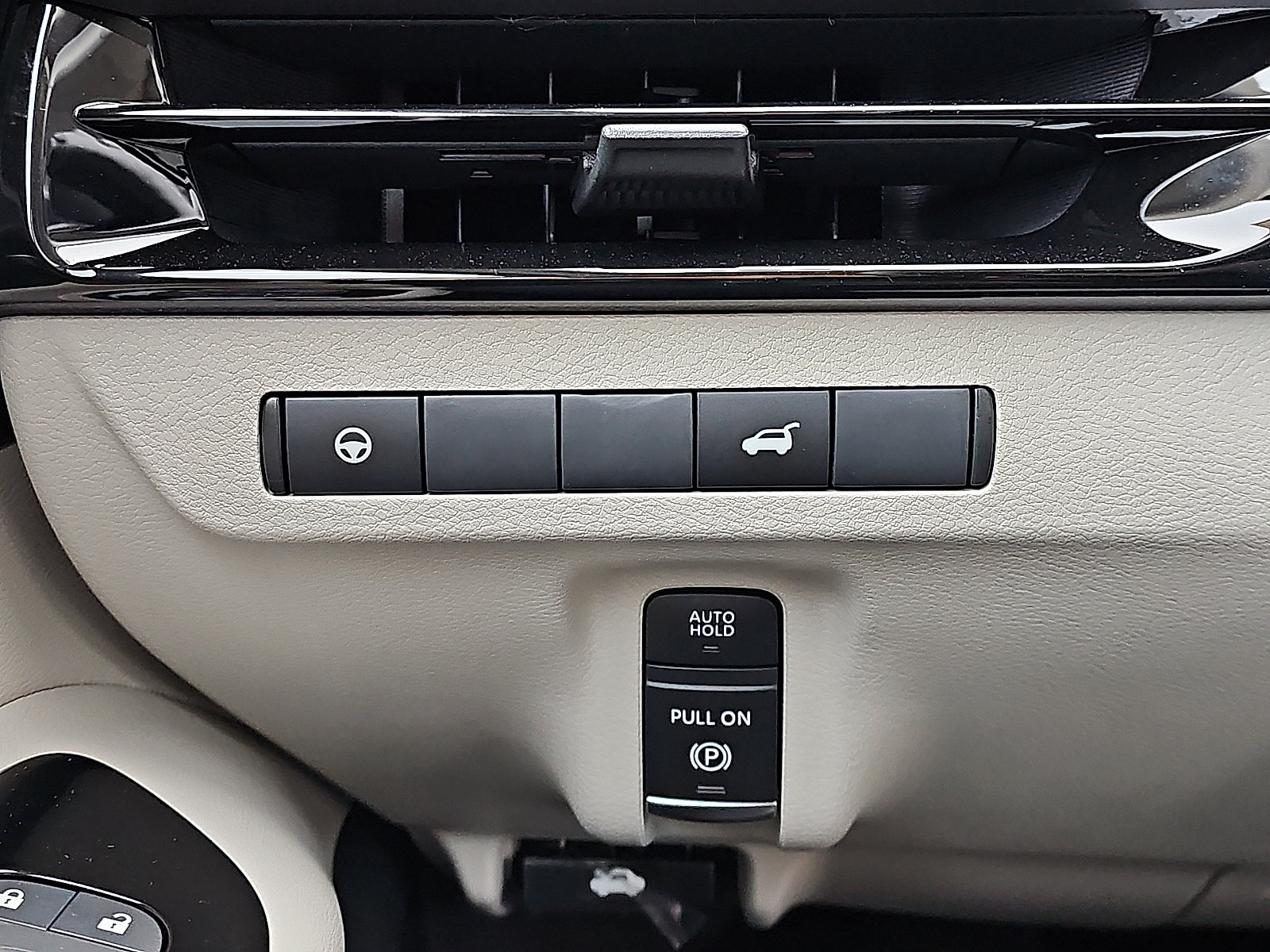 Certified 2025 Nissan Murano SV AWD/4WD image 25