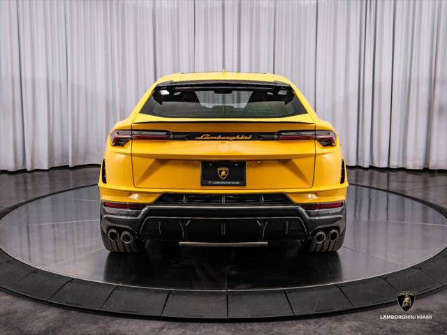 Used 2024 Lamborghini Urus Performante AWD/4WD image 17
