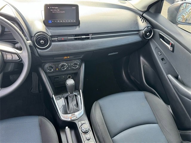 Used 2020 Toyota Yaris LE image 12